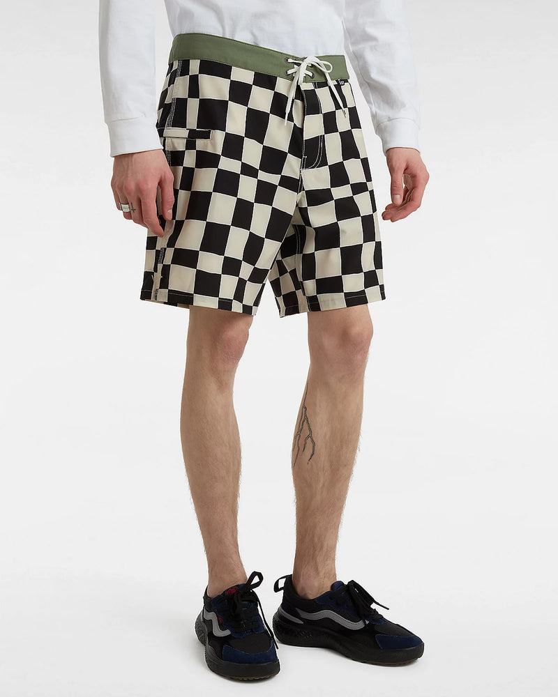 Load image into Gallery viewer, Vans Men&#39;s The Daily Check 17&quot; Boardshorts Oatmeal/Black VN0007XSZO2
