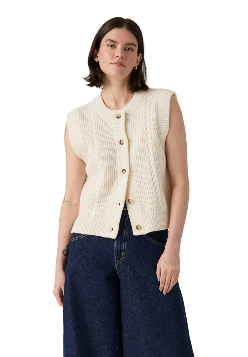 Load image into Gallery viewer, Levi&#39;s Women&#39;s Ines Cable Sweater Vest Beige 0038D0000
