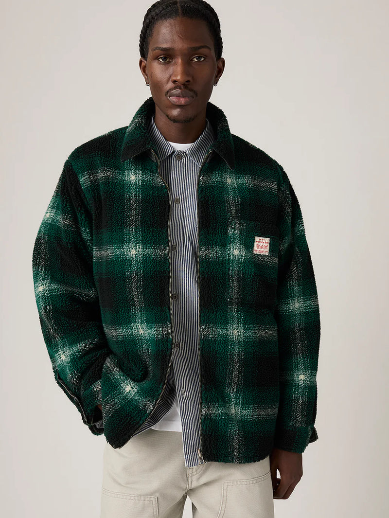 Load image into Gallery viewer, Levi&#39;s Men&#39;s Reversible Shacket Late Night Grind Black 003B1-0001
