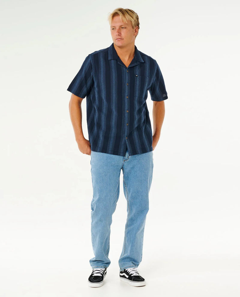 Load image into Gallery viewer, Rip Curl Men's Classic Surf Weaver Short Sleeve Shirt Dark Navy 06RMSH_0291
