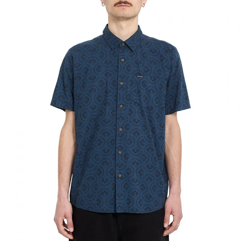 Load image into Gallery viewer, Volcom Men's Scaler Stone Woven Shirt Midnight Blue A0412624_MDB
