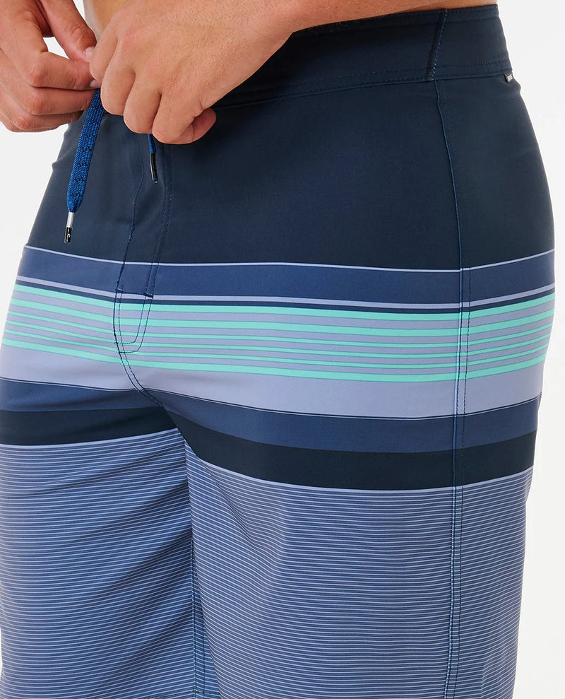 Load image into Gallery viewer, Rip Curl Men's Mirage Day Breaker 19" Boardshort Navy 0EBMBO_0049
