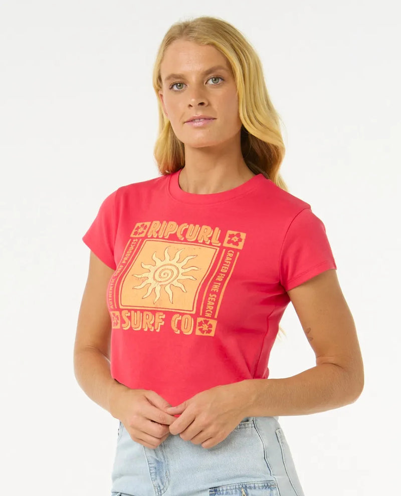 Load image into Gallery viewer, Rip Curl Women&#39;s Cala Fitted T-Shirt Red 0G0WTE-0040
