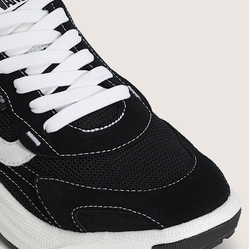 Load image into Gallery viewer, Vans Unisex Ultrarange Neo 2.0 Shoes Black/White VN000EJ8BA2
