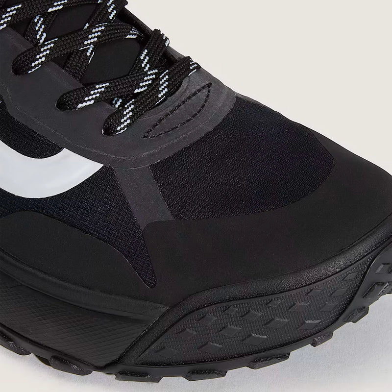Load image into Gallery viewer, Vans Women's Crosspath Shoes Reflective Black VN000CVUBLK

