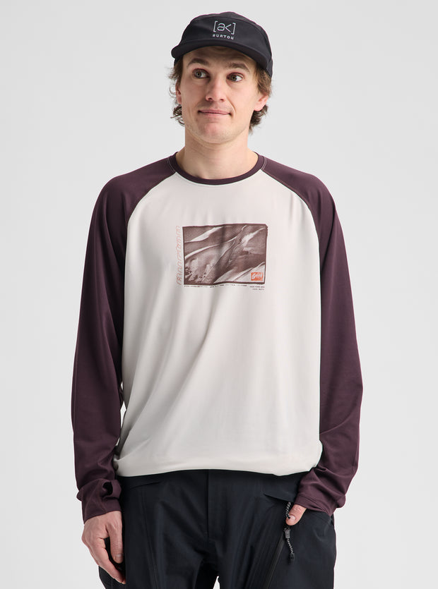 Load image into Gallery viewer, Burton Men's Roadie Base Layer Tech T-Shirt Stout White/Bear Hug Brown 1537712FBIRG
