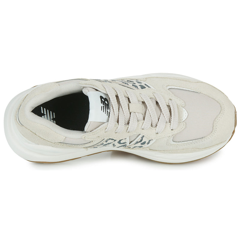 Load image into Gallery viewer, New Balance Women&#39;s 57/40 Shoes Beige W5740APB
