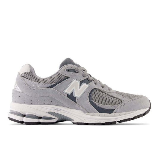 New Balance Men's Chunky Sneakers Shoes Grey M2002RBP