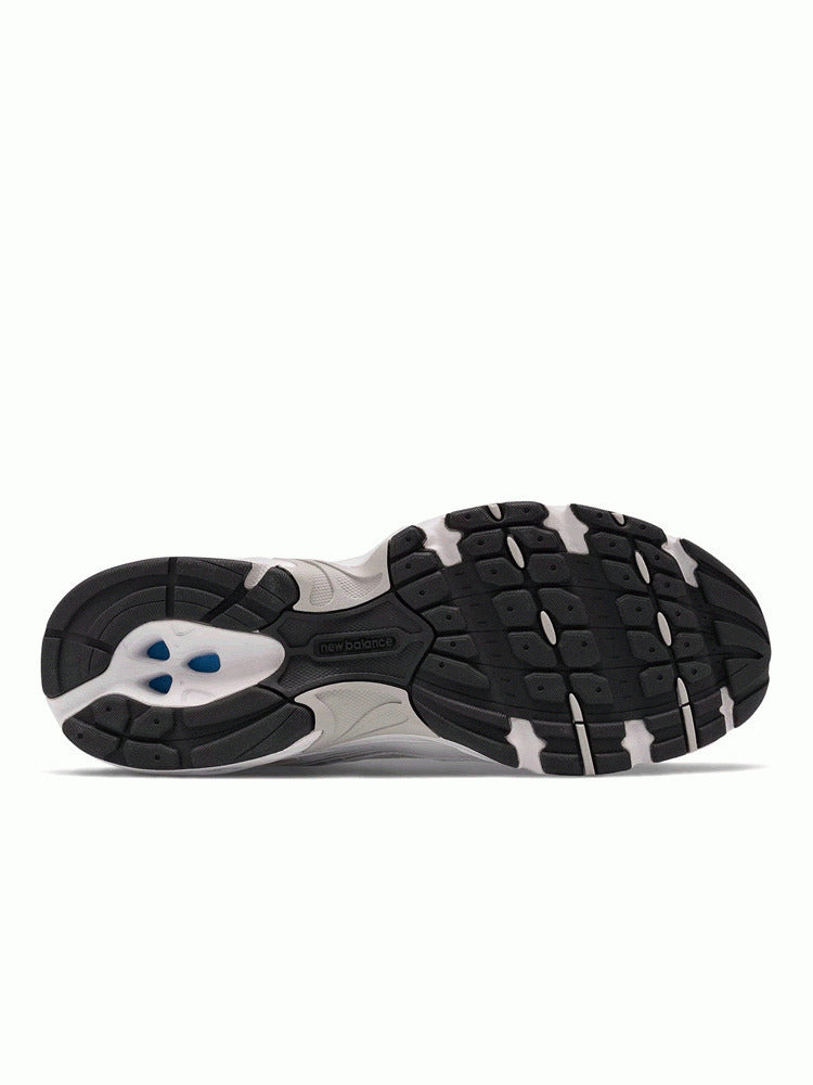 Load image into Gallery viewer, New Balance Women's 530 Shoes White MR530EMA
