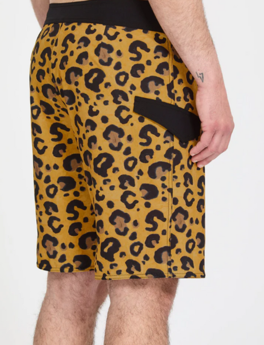 Volcom Men's Cheetah Mod 20" Boardshort Cheetah A0812625_CHE