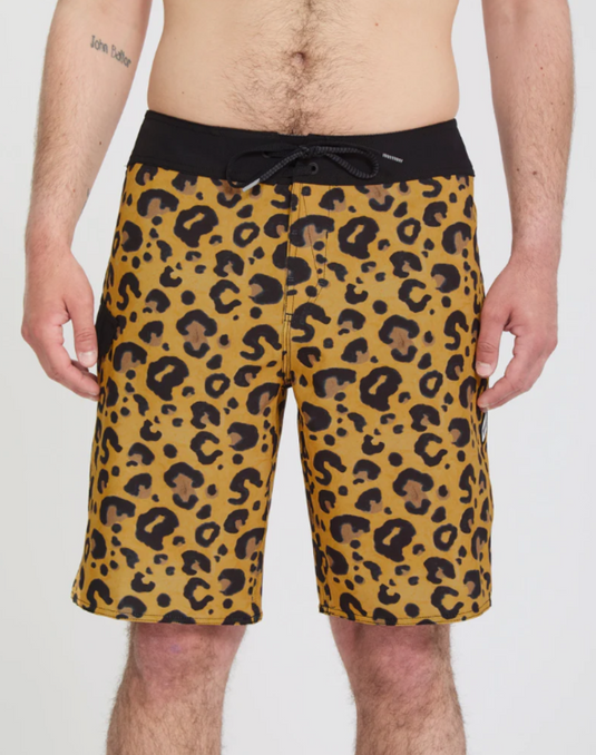 Volcom Men's Cheetah Mod 20" Boardshort Cheetah A0812625_CHE
