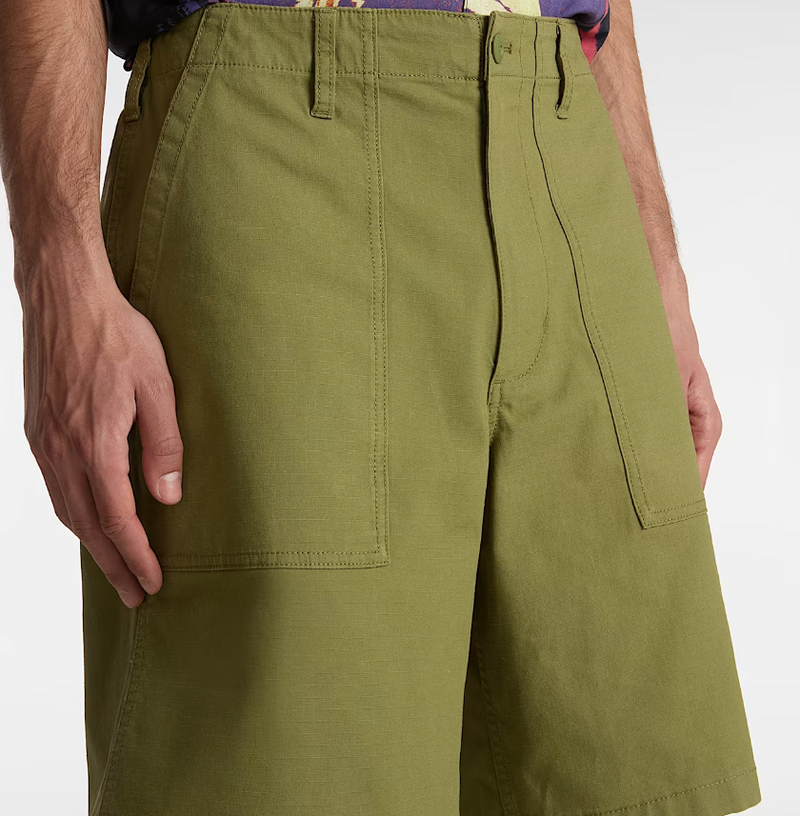 Load image into Gallery viewer, Vans Men's Fatigue Loose Shorts Loden Green VN000M3AZBF
