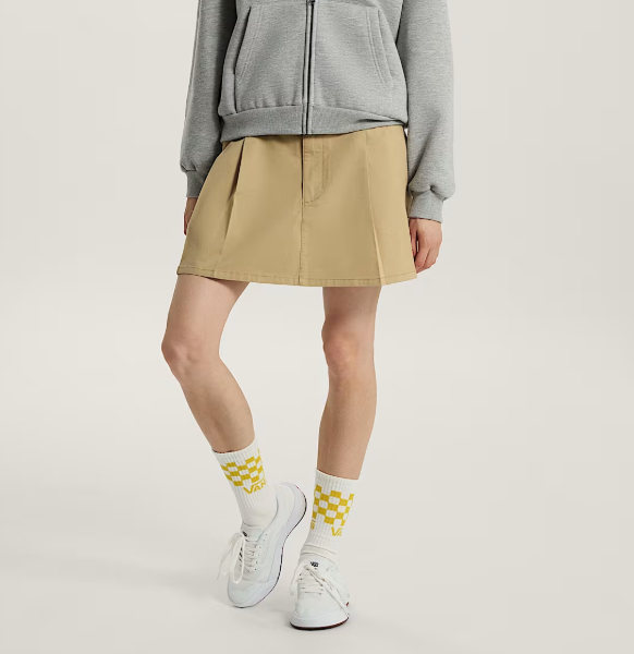 Load image into Gallery viewer, Vans Unisex Classic Check Crew Socks (3 Pairs) White VN000QBUGRV
