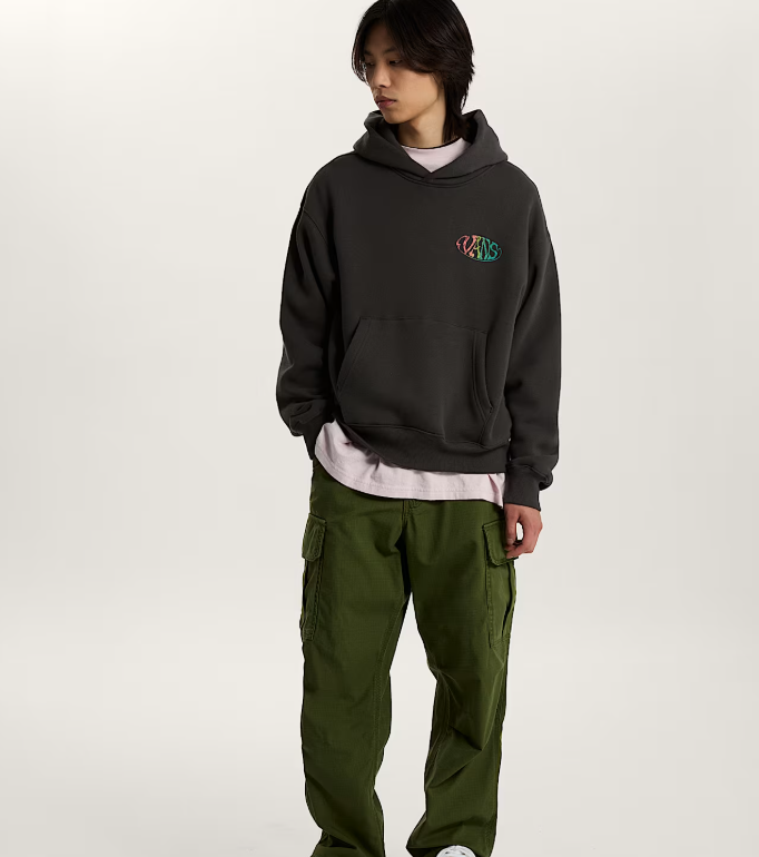 Load image into Gallery viewer, Vans Men's Jetty Sets Pullover Faded Black VN000WWYEMV
