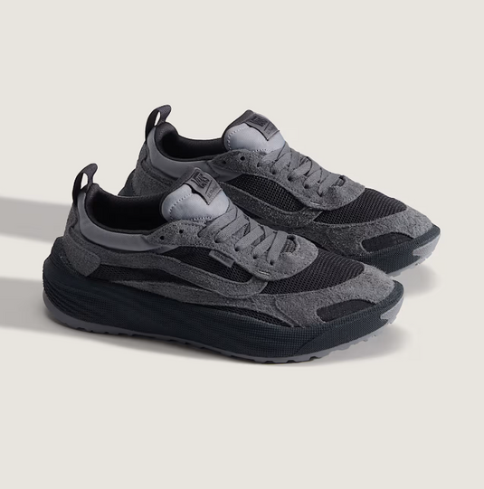 Vans Men's UltraRange Neo 2.0 Shoes Charcoal Gray VN000EJ8GR6