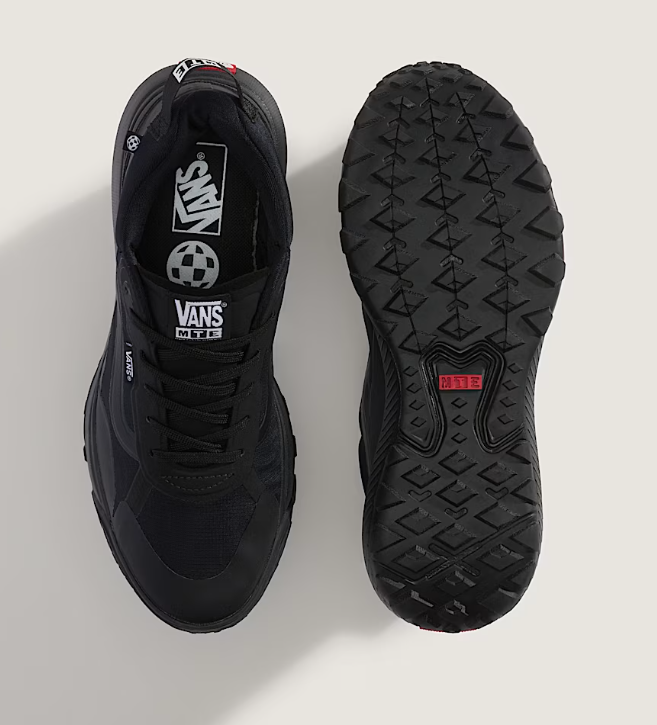 Load image into Gallery viewer, Vans Unisex Crosspath Shoes Black/Black VN000CVUBKA
