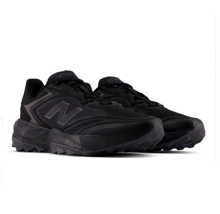 Load image into Gallery viewer, New Balance Women's Tektrel Shoes Black WTTRU140
