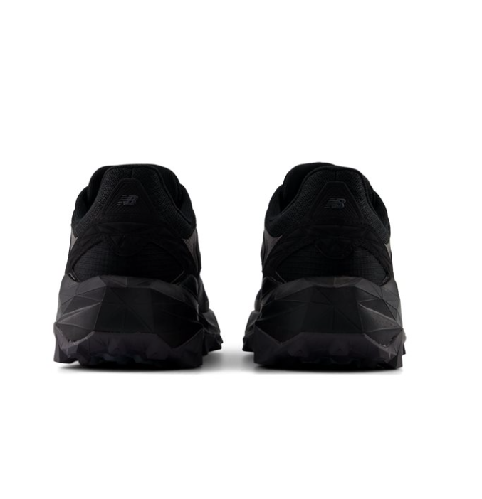 Load image into Gallery viewer, New Balance Women's Tektrel Shoes Black WTTRU140
