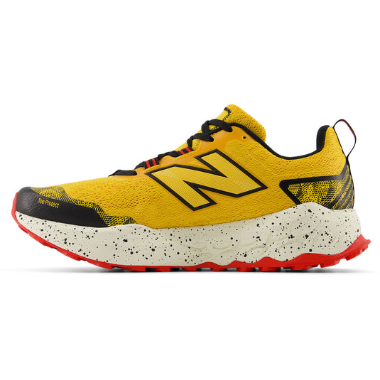 New Balance Men's Fresh Foam Garoe Shoes Yellow MTGAROI2