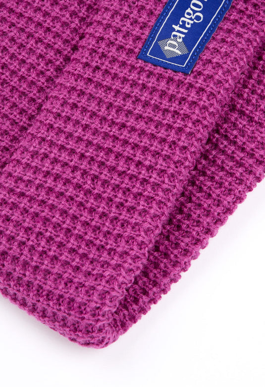 Patagonia Unisex Snowdrifter Beanie Hut Tripper Label/Amaranth Pink 33385-HLBA