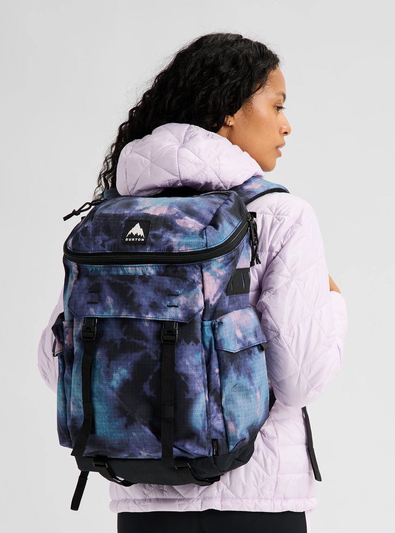 Load image into Gallery viewer, Burton's Unisex Annex 2.0 28L Backpack Crystal Dye 2204714E4U

