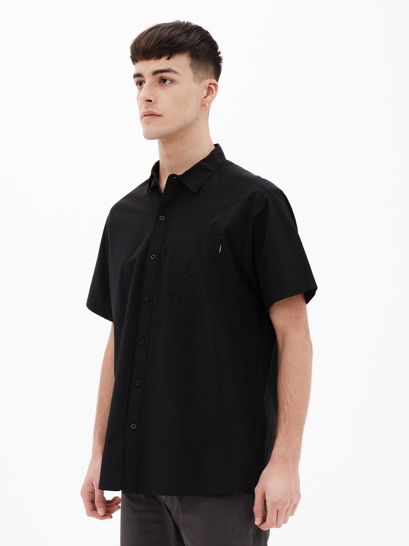 Load image into Gallery viewer, Emerson Men's Short Sleeve Shirt Black 261.EM61.12A-Black
