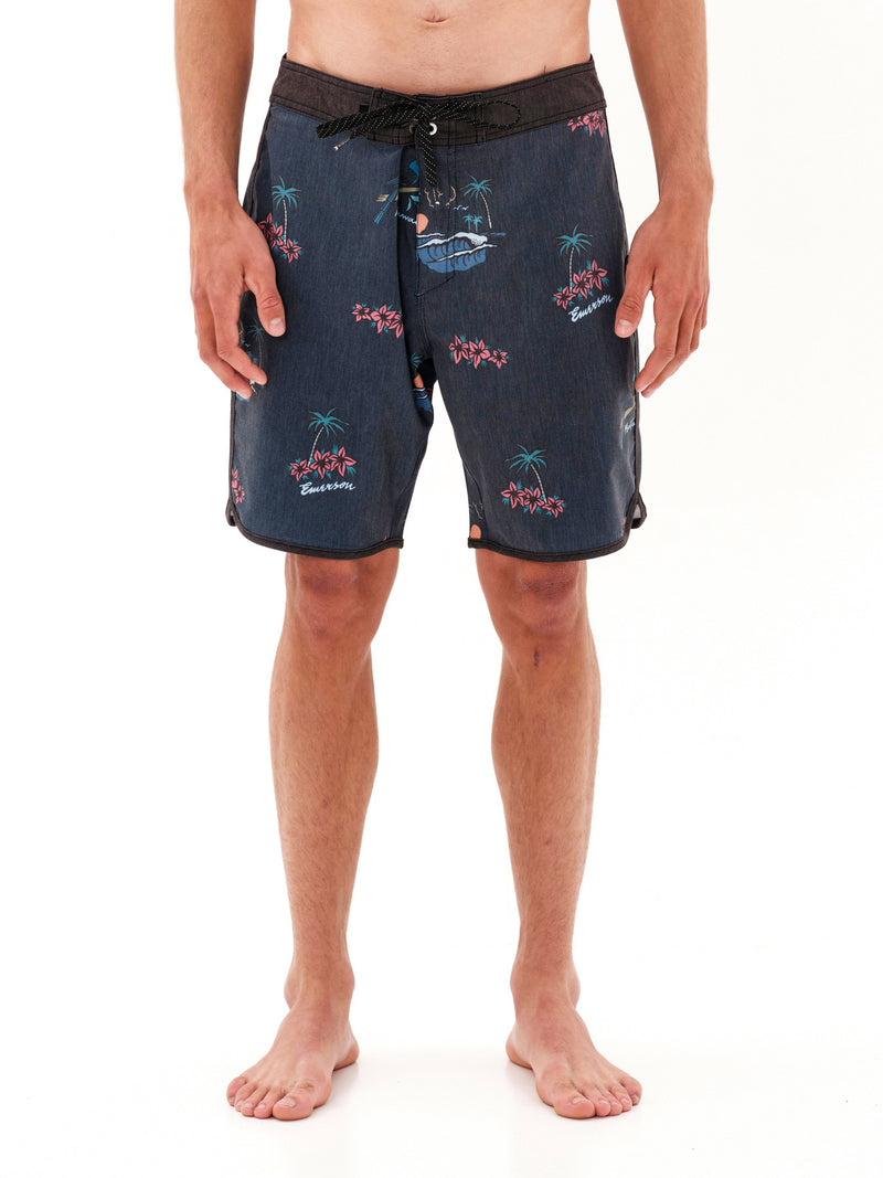 Load image into Gallery viewer, Emerson Men's Tropical Scallop Boardshorts 49 cm Navy Blue 231.EM525.25-Pr360-Navy-Blue

