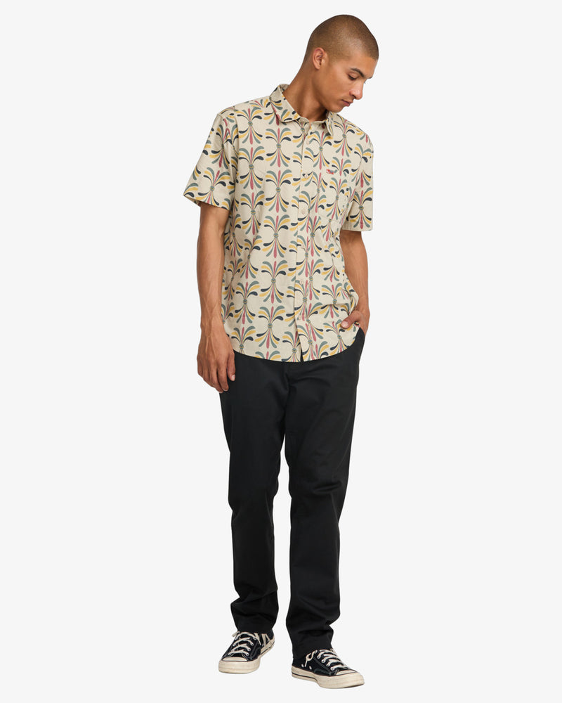 Load image into Gallery viewer, RVCA Men&#39;s LA Eye Floral Short Sleeve Shirt Light Khaki 23A041500-LKH
