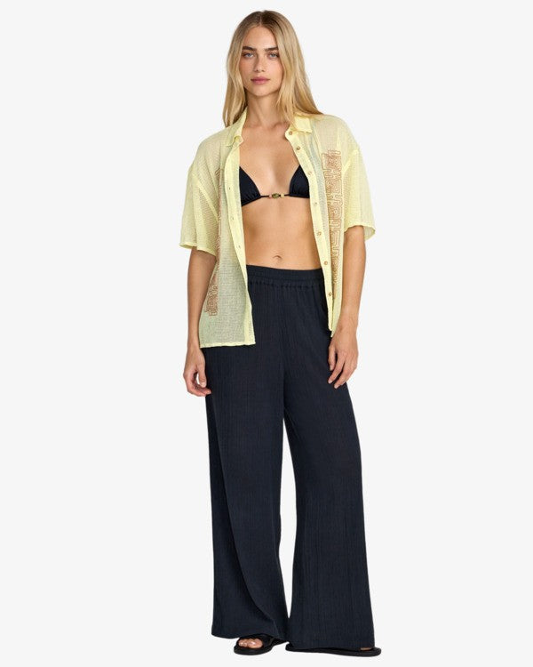 Load image into Gallery viewer, RVCA Women's Sabra Button Up Short Sleeve Shirt Light Green 23B041610-LGN

