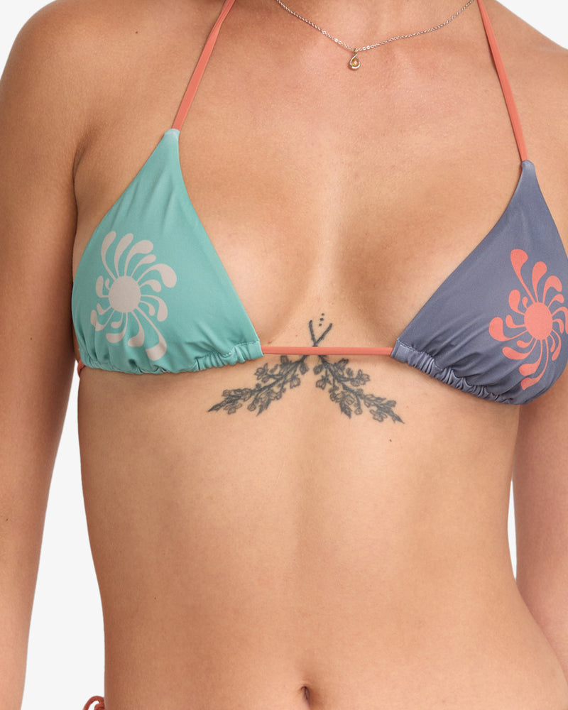 Load image into Gallery viewer, RVCA Women&#39;s Lauryn Skimpy Coverage Bikini Top Multi 23O131500_MUL
