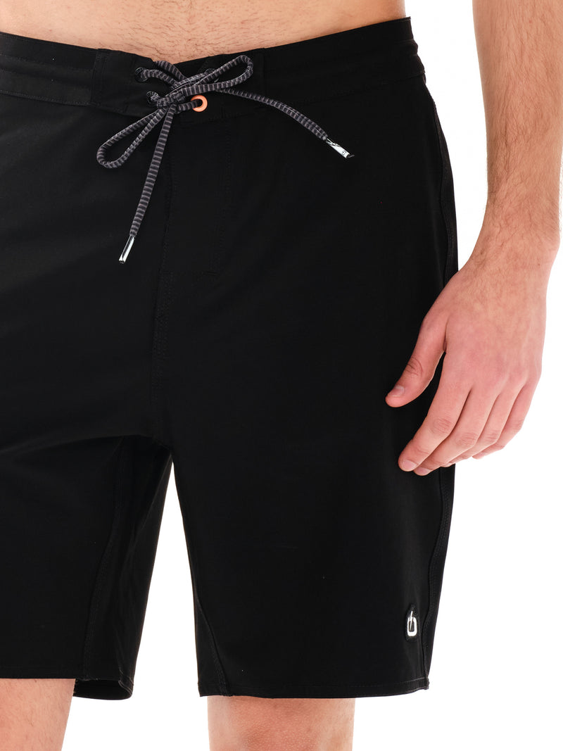 Load image into Gallery viewer, Emerson Men's Monochrome Boardshorts 50 cm Black 241.EM528.30-Black

