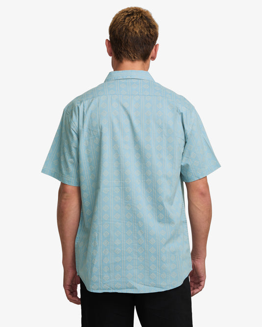 Billabong Men's Sundays Short Sleeve Shirt Washed Blue 24A041506-WBL