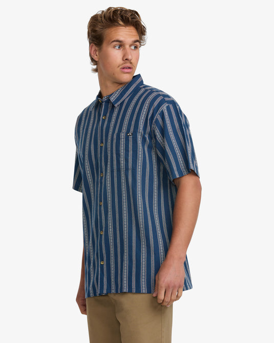 Billabong Men's Sundays Jacquard Short Sleeve Shirt Midnight 24A041507-MID