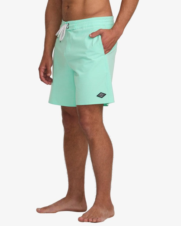 Load image into Gallery viewer, Billabong Men&#39;s Every Other Day 17.5&quot; Lo Tides Boardshorts Bermuda 24A081513-BDA
