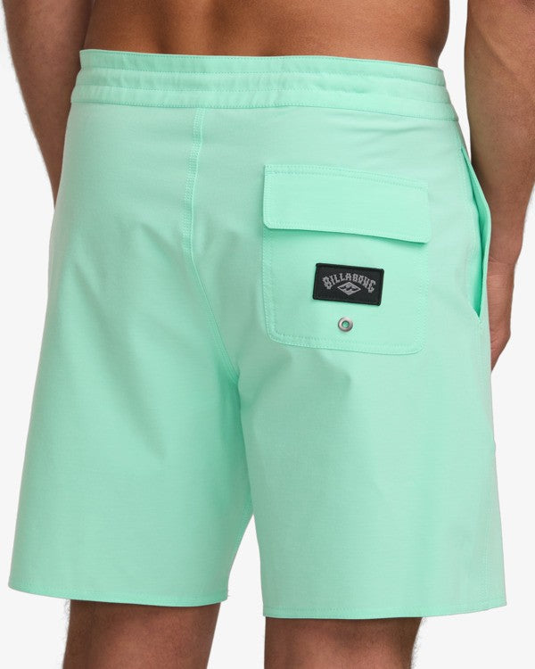 Load image into Gallery viewer, Billabong Men&#39;s Every Other Day 17.5&quot; Lo Tides Boardshorts Bermuda 24A081513-BDA
