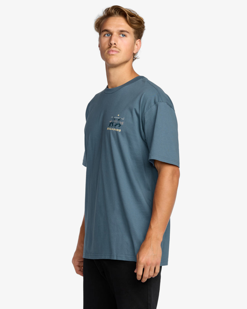 Load image into Gallery viewer, Billabong Men&#39;s Split The Peak Reagular T-Shirt Steel Blue 24A353522-SSB
