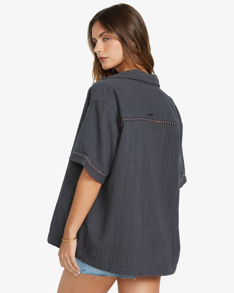 Load image into Gallery viewer, Billabong Women&#39;s Summers End Short Sleeves Shirt Black Sands 24B041505-BSD
