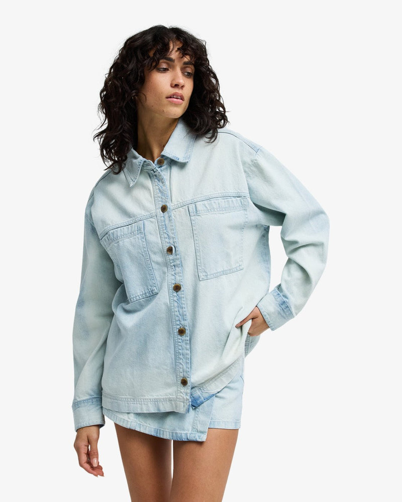 Load image into Gallery viewer, Billabong Women's Jade Saltwashed Oversized Overshirt Blue Mist 24B051601-BMT
