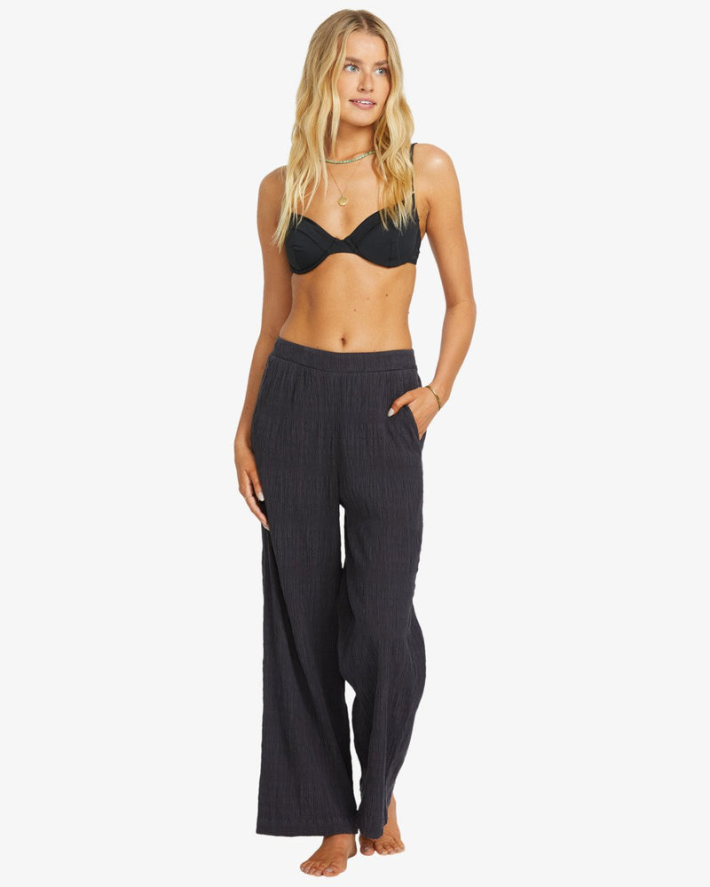 Load image into Gallery viewer, Billabong Women&#39;s Sandy Shore Elastic Waist Pants Black Sands 24B121504-BSD
