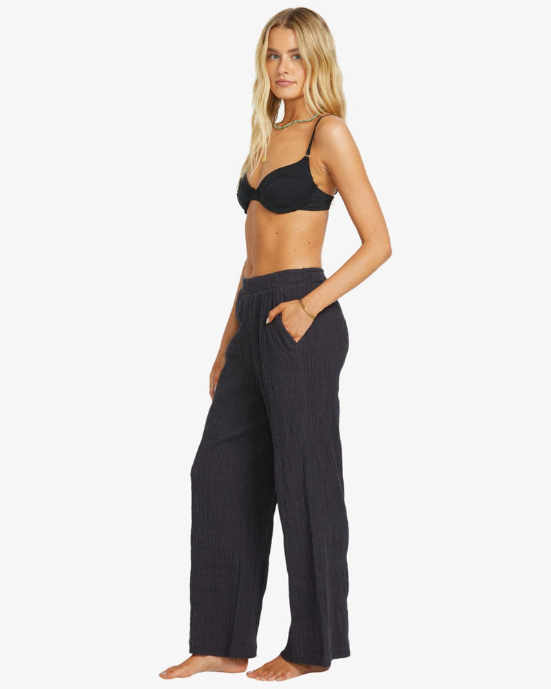 Load image into Gallery viewer, Billabong Women&#39;s Sandy Shore Elastic Waist Pants Black Sands 24B121504-BSD

