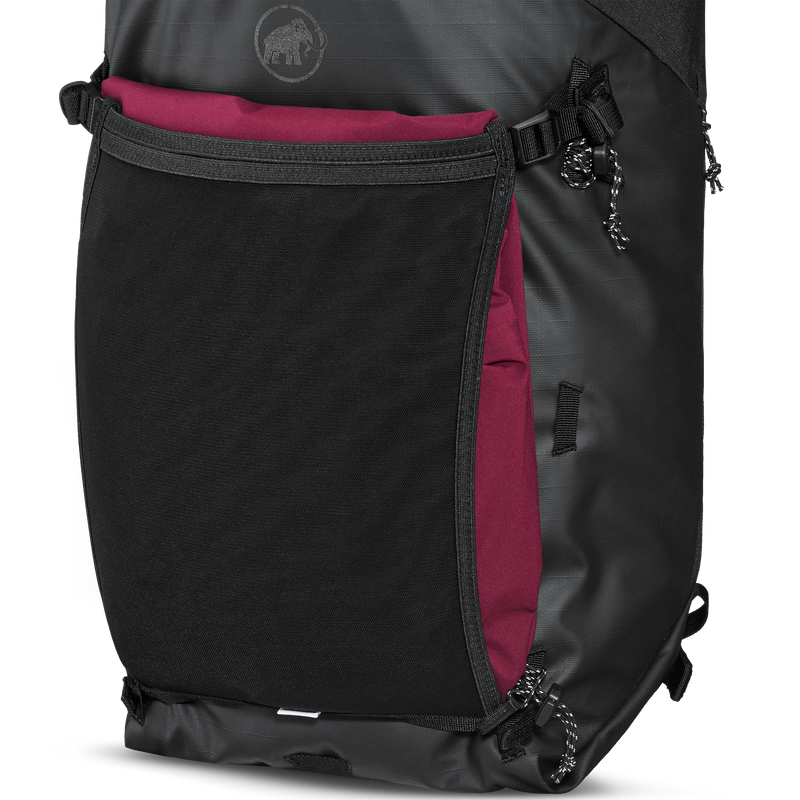 Load image into Gallery viewer, Mammut Unisex Alto 28L Backpack Black 2570-00290-0001
