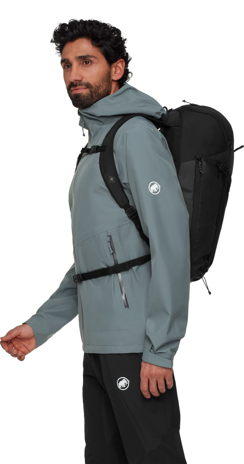 Load image into Gallery viewer, Mammut Unisex Alto 28L Backpack Black 2570-00290-0001
