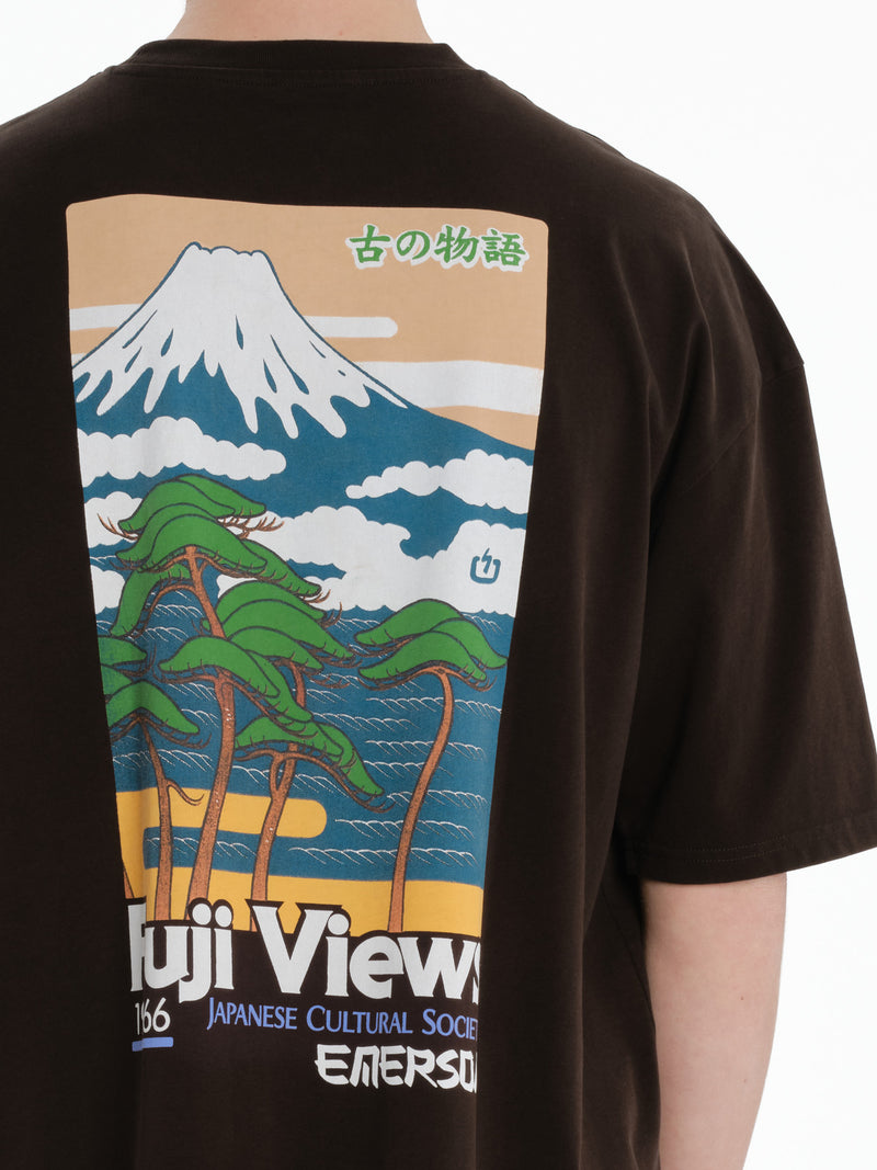 Load image into Gallery viewer, Emerson Men's "Fuji Views" Short Sleeve T-shirt Coffee Brown 261.EM33.65-Coffee-Brown
