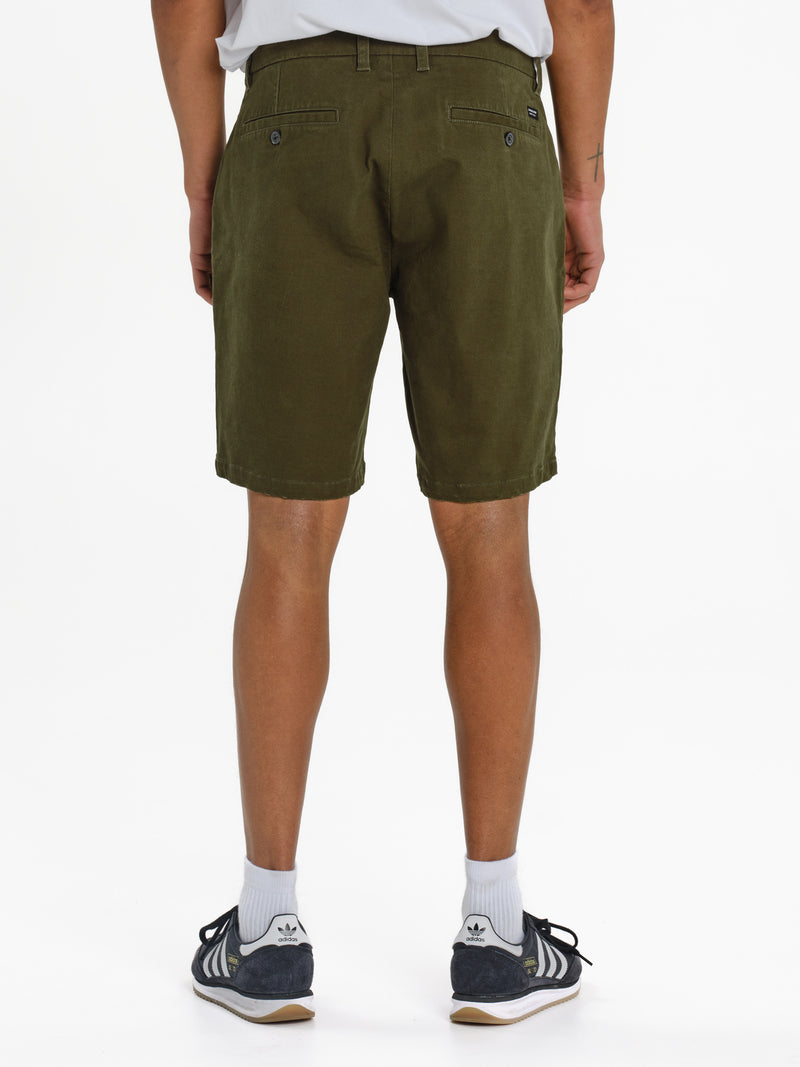 Load image into Gallery viewer, Emerson Men's Chino Shorts Olive Green 261.EM46.91-Green
