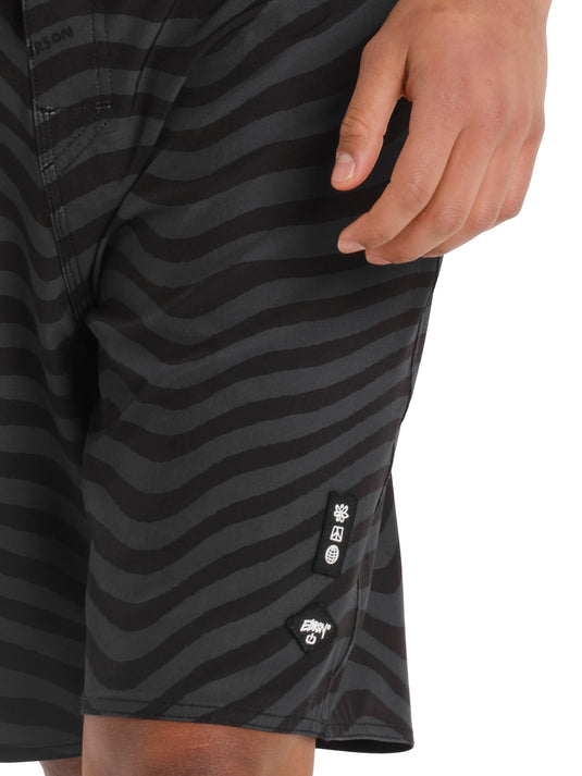 Emerson Men's Printed Boardshorts 51 cm Black 261.EM524.13-Pr555-Black