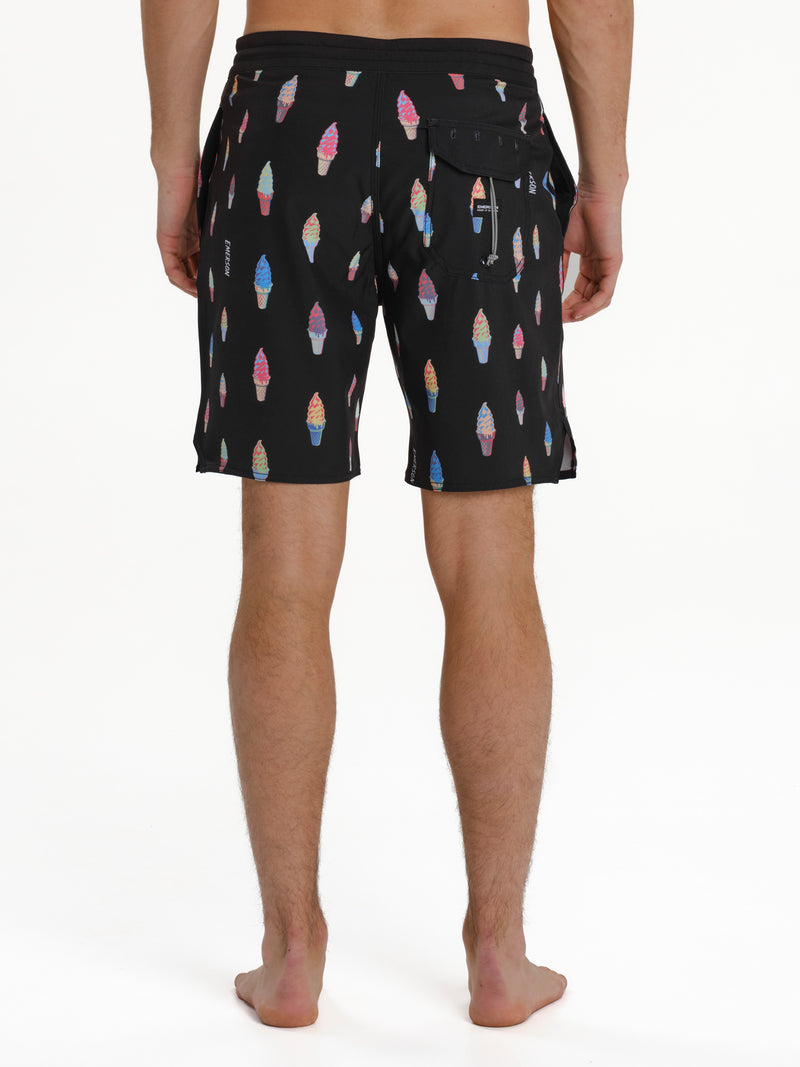 Load image into Gallery viewer, Emerson Men's Printed Boardshorts 48.5 cm Black 261.EM524.23-Pr580c-Black

