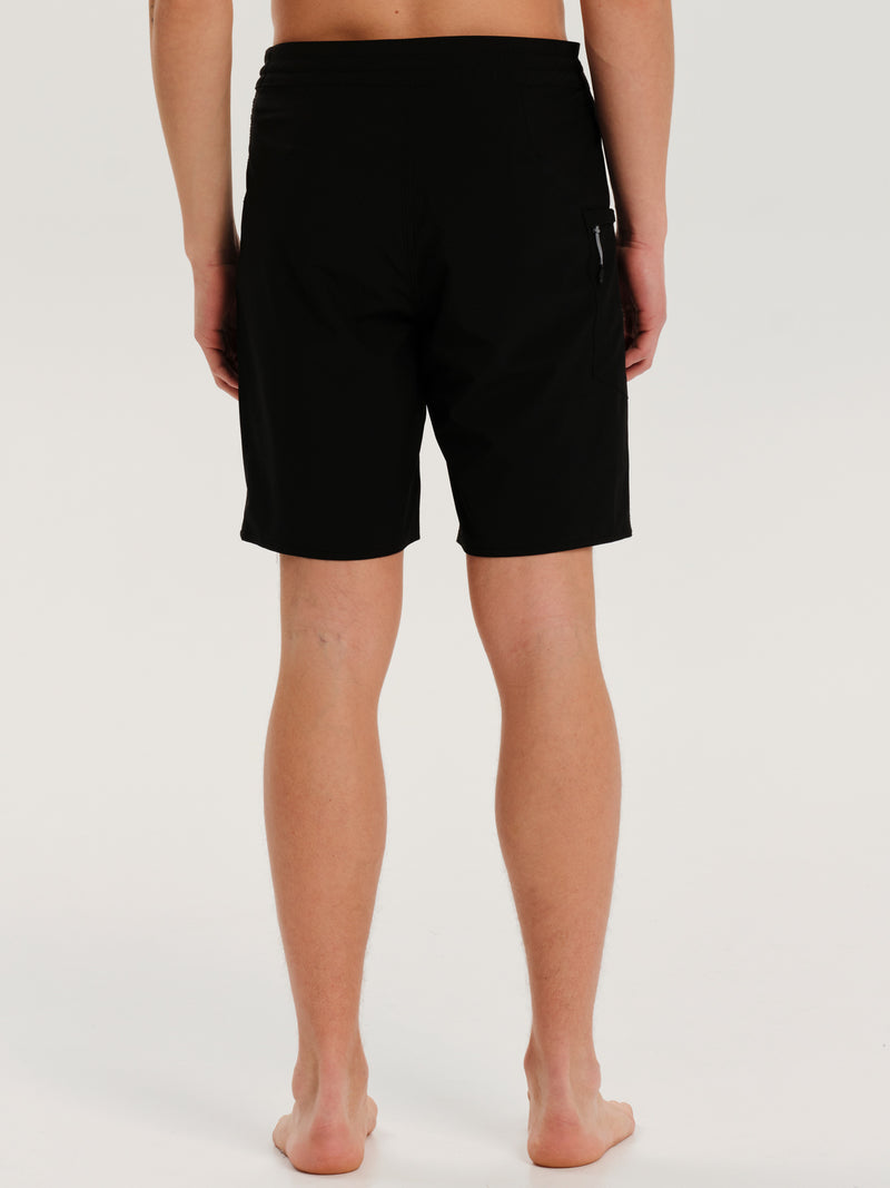 Load image into Gallery viewer, Emerson Men's Monochrome Boardshort 50cm. Black 261.EM528.30A
