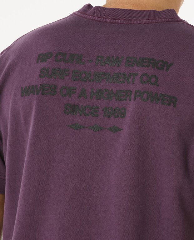 Load image into Gallery viewer, Rip Curl Men&#39;s Raw Energy Dolphin T-Shirt Deep Plum 0O4MTE-2215
