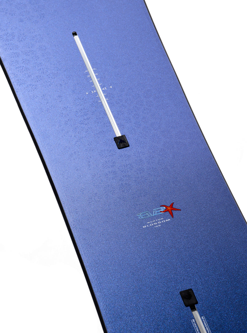 Load image into Gallery viewer, Burton Men's Blossom Camber Snowboard 155 Seahorse 2294315FAM-155
