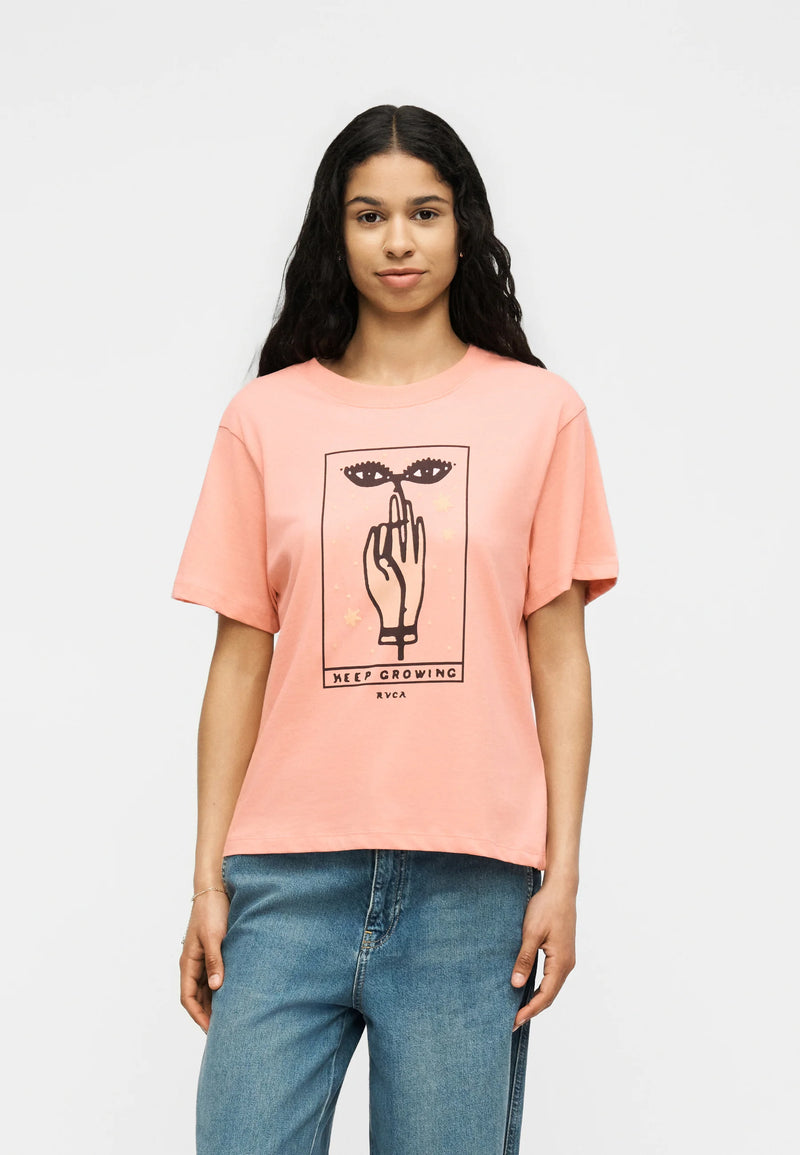 Load image into Gallery viewer, RVCA Women's Keep Groing T-shirt Dusty Pink EVJZT00175-MFW0
